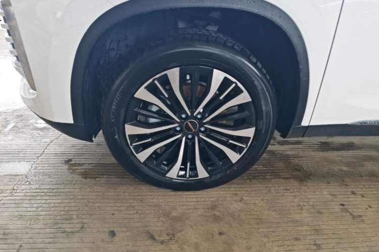 Used EXEED Lingyun 2024 400T Two-Wheel-Drive Star Prestige Edition Left Front Wheel Hub