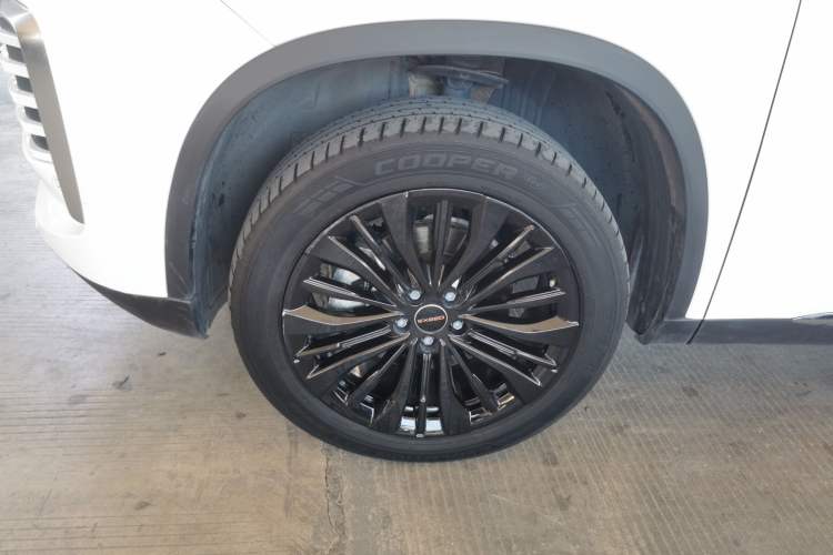Used EXEED Lingyun 2024 300T Two-Wheel Drive Starlight Edition Left Front Wheel Hub