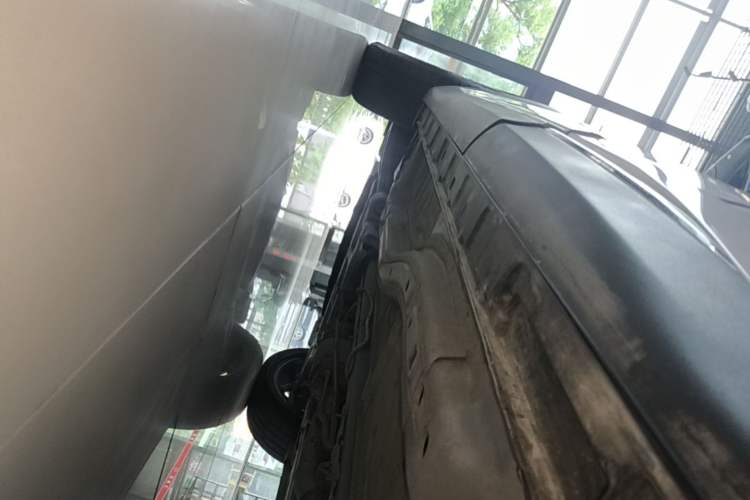 Used EXEED Lingyun 2024 400T Two-Wheel-Drive Star Prestige Edition Left Side Sill