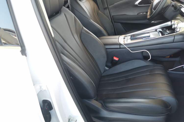 Used EXEED Lingyun 2024 300T Two-Wheel Drive Starlight Edition Right Front Seat