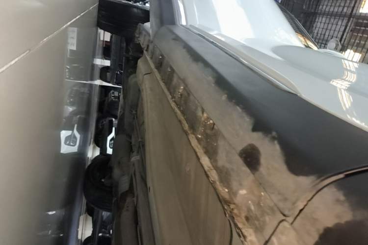 Used EXEED Lingyun 2024 400T Two-Wheel-Drive Star Prestige Edition Right Side Sill