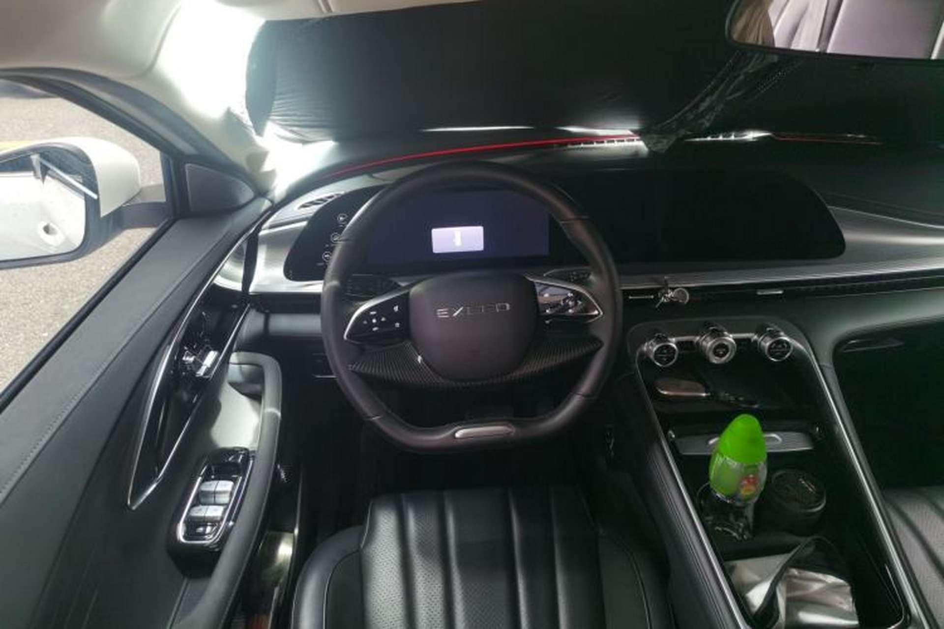 Used EXEED Lingyun 2024 300T Two-Wheel Drive Starlight Edition Steering Wheel