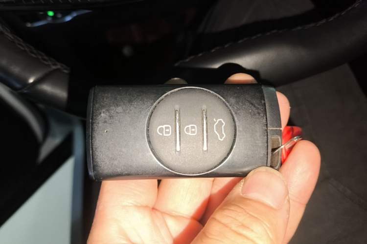 Used EXEED Lingyun 2024 400T Two-Wheel-Drive Star Prestige Edition Vehicle Key