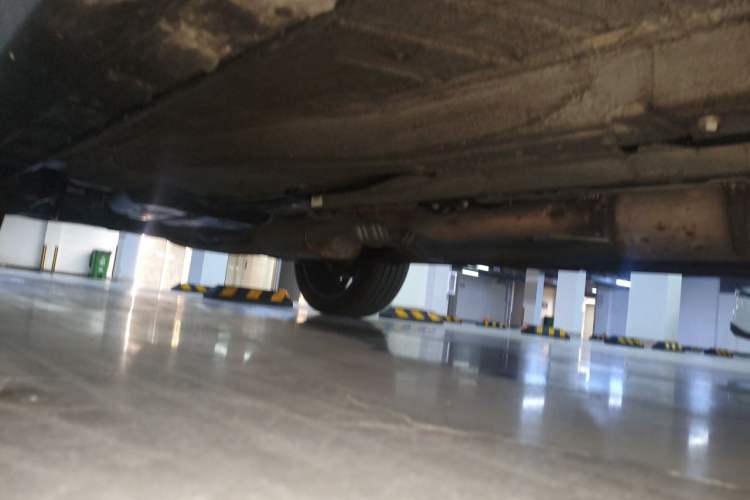 Used EXEED Lingyun 2025 400T Four-Wheel Drive Star Prestige Edition Chassis Front Right