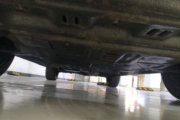 Used EXEED Lingyun 2025 400T Four-Wheel Drive Star Prestige Edition Chassis Front