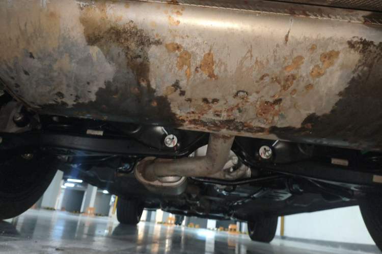 Used EXEED Lingyun 2025 400T Four-Wheel Drive Star Prestige Edition Chassis Rear