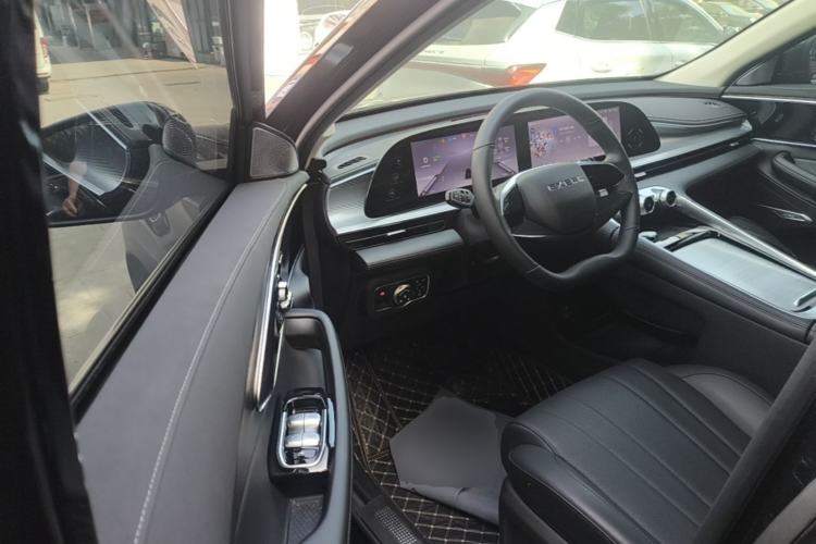Used EXEED Lingyun 2025 300T Two-Wheel Drive Starry Edition Driver Seat