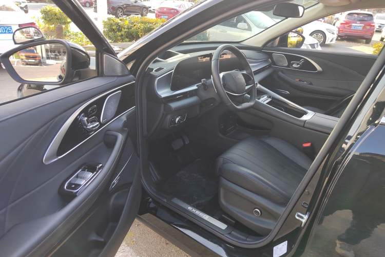 Used EXEED Lingyun 2025 400T Four-Wheel-Drive International Version Driver Seat