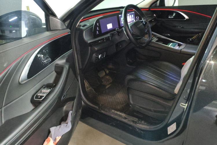 Used EXEED Lingyun 2025 400T Four-Wheel Drive Star Prestige Edition Driver Seat