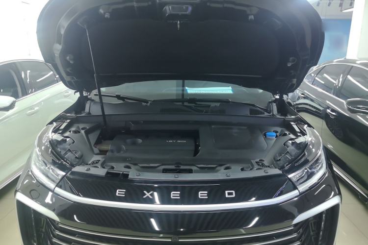Used EXEED Lingyun 2025 300T Two-Wheel Drive Starry Edition Engine Bay