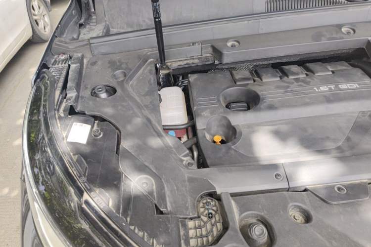 Used EXEED Lingyun 2025 300T Two-Wheel Drive Starry Edition Engine Bay Right
