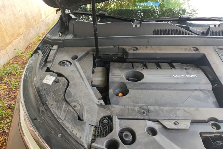 Used EXEED Lingyun 2025 300T Two-Wheel Drive Starry Edition Engine Bay Right