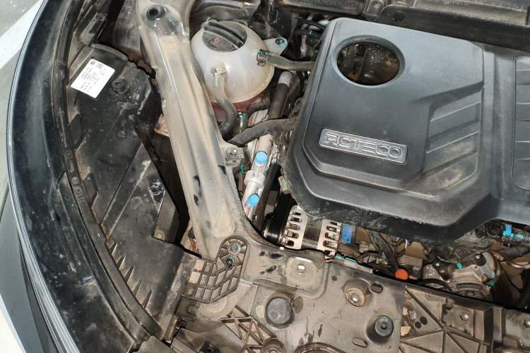 Used EXEED Lingyun 2025 400T Four-Wheel Drive Star Prestige Edition Engine Bay Right