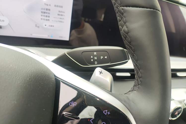 Used EXEED Lingyun 2025 400T Four-Wheel Drive Star Prestige Edition Gear Lever