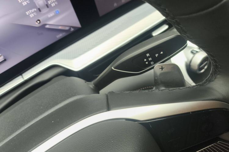 Used EXEED Lingyun 2025 300T Two-Wheel Drive Starry Edition Gear Lever