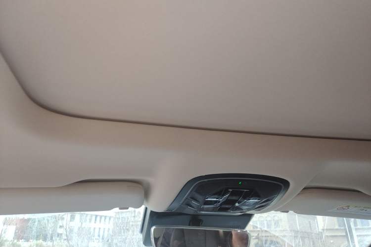 Used EXEED Lingyun 2025 Model 300T Two-Wheel-Drive Moonlit Night Edition Headliner
