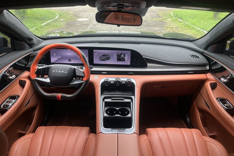 Used EXEED Lingyun 2025 300T Two-Wheel Drive Starry Edition Interior 5