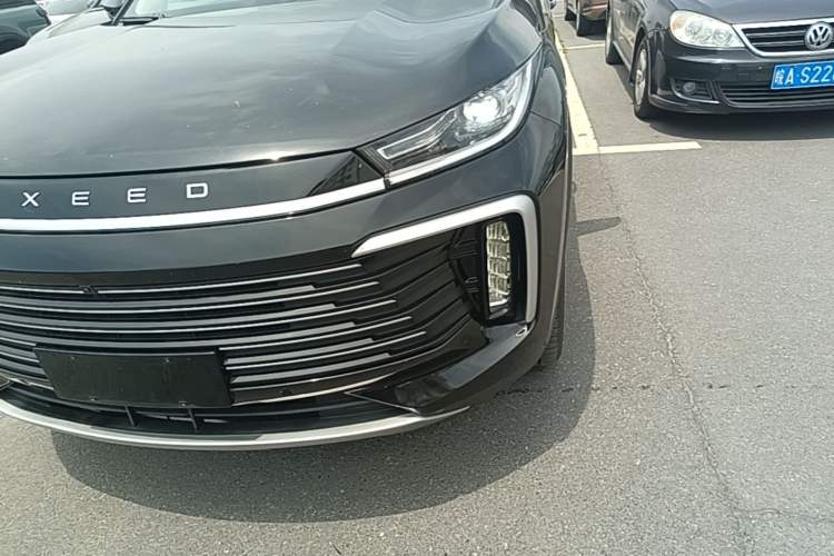 Used EXEED Lingyun 2025 300T Two-Wheel Drive Starry Edition Left Front Headlight