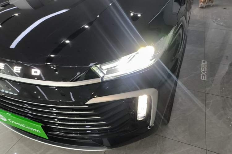 Used EXEED Lingyun 2025 400T Four-Wheel Drive Star Prestige Edition Left Front Headlight
