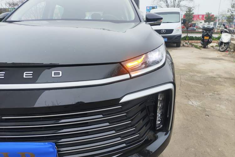 Used EXEED Lingyun 2025 400T Four-Wheel Drive Star Prestige Edition Left Front Headlight