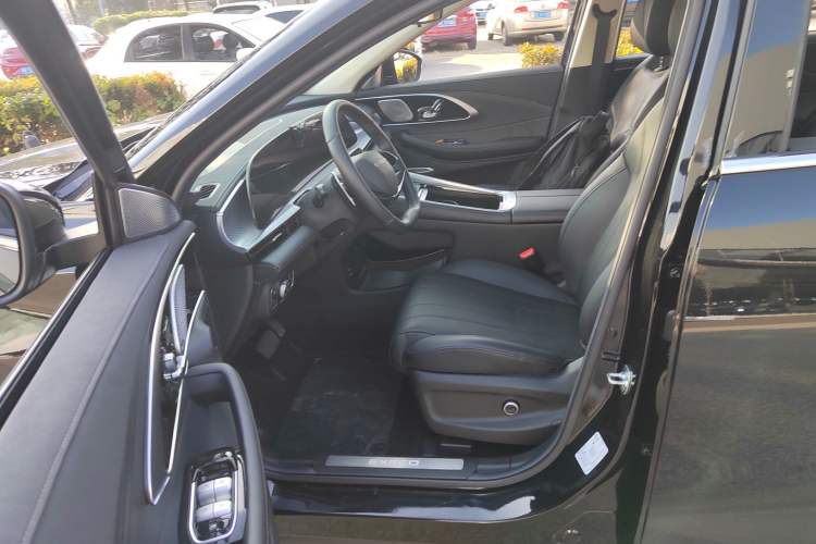 Used EXEED Lingyun 2025 400T Four-Wheel-Drive International Version Left Front Seat