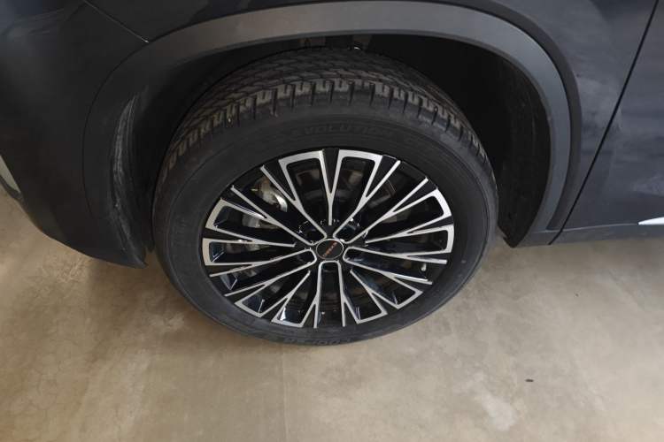 Used EXEED Lingyun 2025 300T Two-Wheel Drive Starry Edition Left Front Wheel Hub