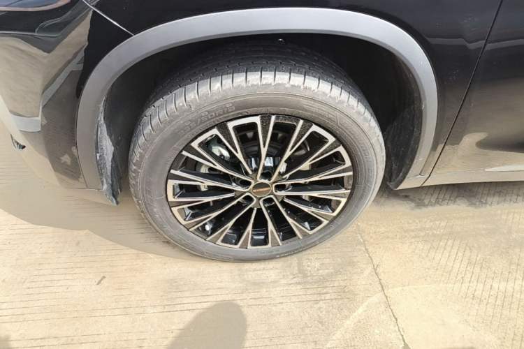 Used EXEED Lingyun 2025 300T Two-Wheel Drive Starry Edition Left Front Wheel Hub