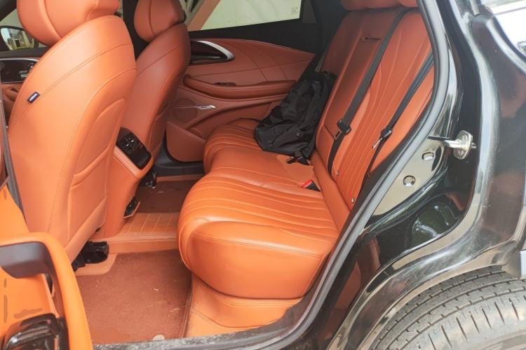 Used EXEED Lingyun 2025 300T Two-Wheel Drive Starry Edition Left Rear Seat