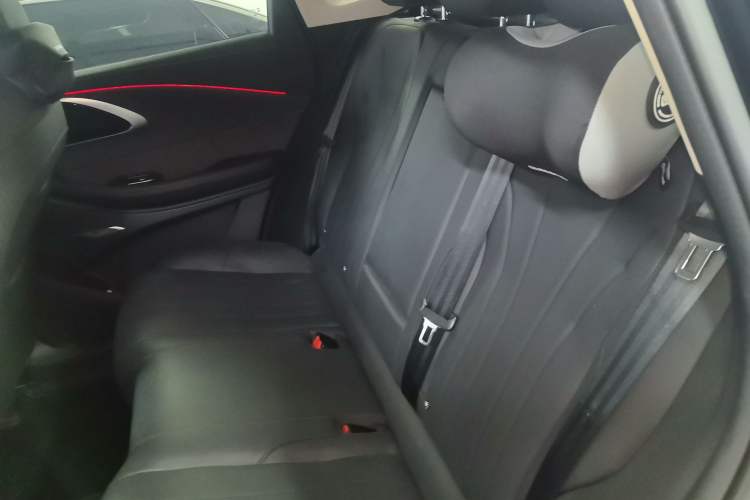 Used EXEED Lingyun 2025 300T Two-Wheel Drive Starry Edition Left Rear Seat
