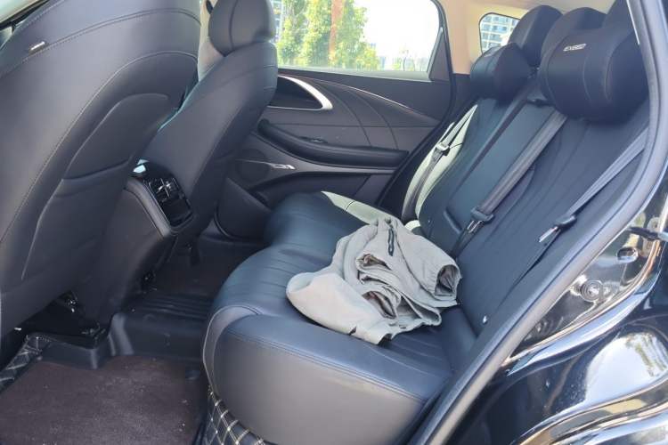 Used EXEED Lingyun 2025 300T Two-Wheel Drive Starry Edition Left Rear Seat