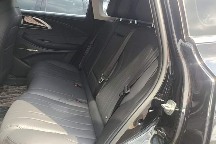 Used EXEED Lingyun 2025 300T Two-Wheel Drive Starry Edition Left Rear Seat