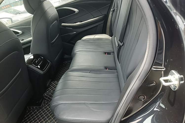 Used EXEED Lingyun 2025 300T Two-Wheel Drive Starry Edition Left Rear Seat