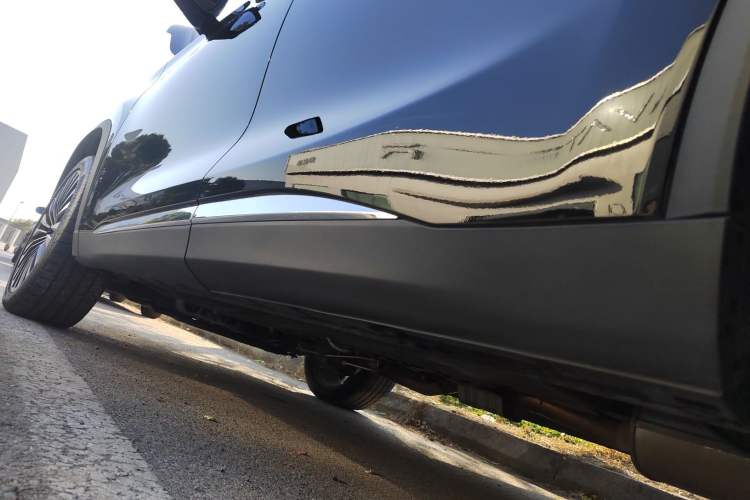 Used EXEED Lingyun 2025 400T Four-Wheel-Drive International Version Left Side Sill