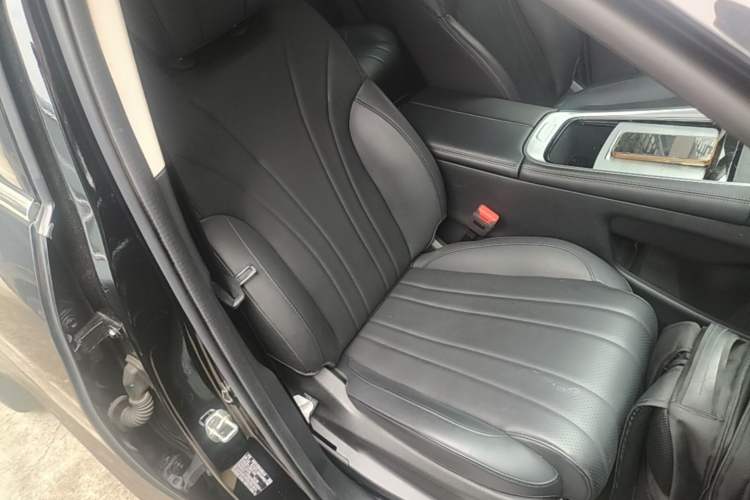 Used EXEED Lingyun 2025 300T Two-Wheel Drive Starry Edition Right Front Seat
