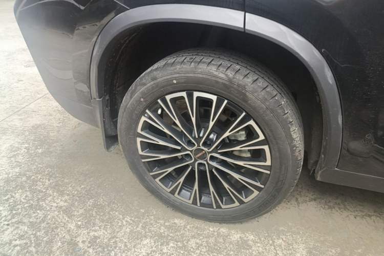 Used EXEED Lingyun 2025 300T Two-Wheel Drive Starry Edition Right Rear Wheel Hub