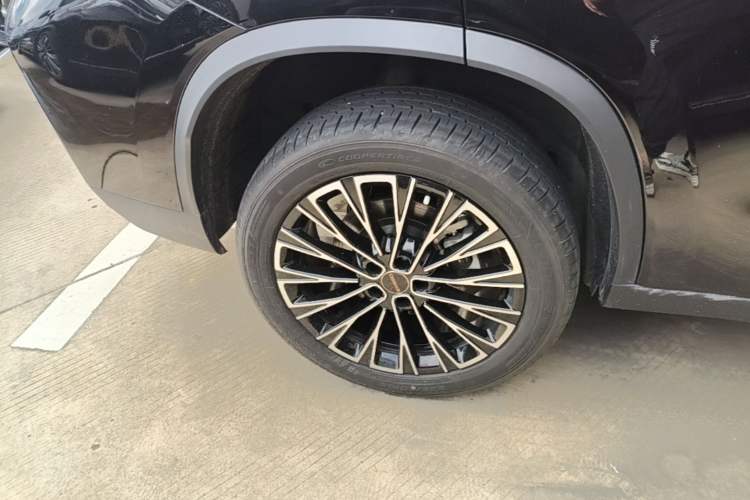 Used EXEED Lingyun 2025 300T Two-Wheel Drive Starry Edition Right Rear Wheel Hub