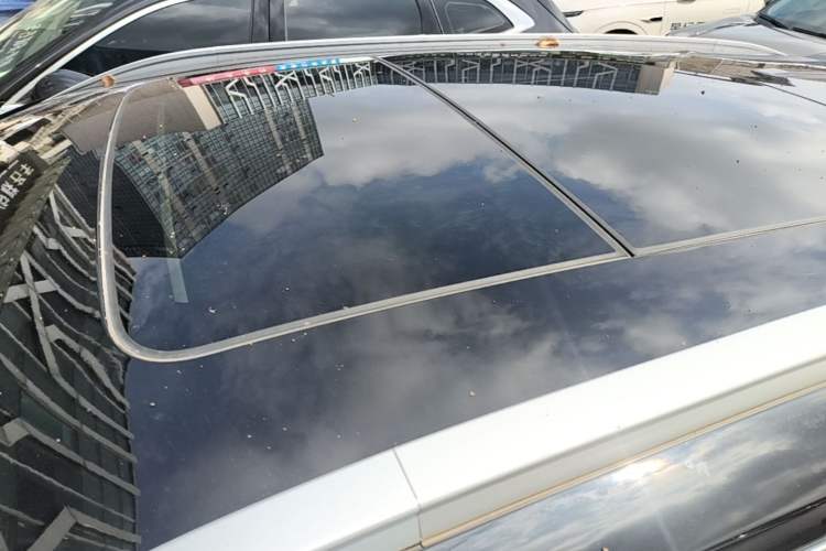 Used EXEED Lingyun 2025 300T Two-Wheel Drive Starry Edition Roof