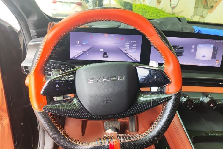 Used EXEED Lingyun 2025 300T Two-Wheel Drive Starry Edition Steering Wheel