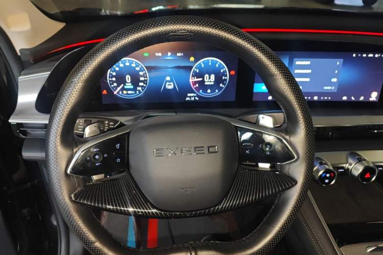 Used EXEED Lingyun 2025 300T Two-Wheel Drive Starry Edition Steering Wheel