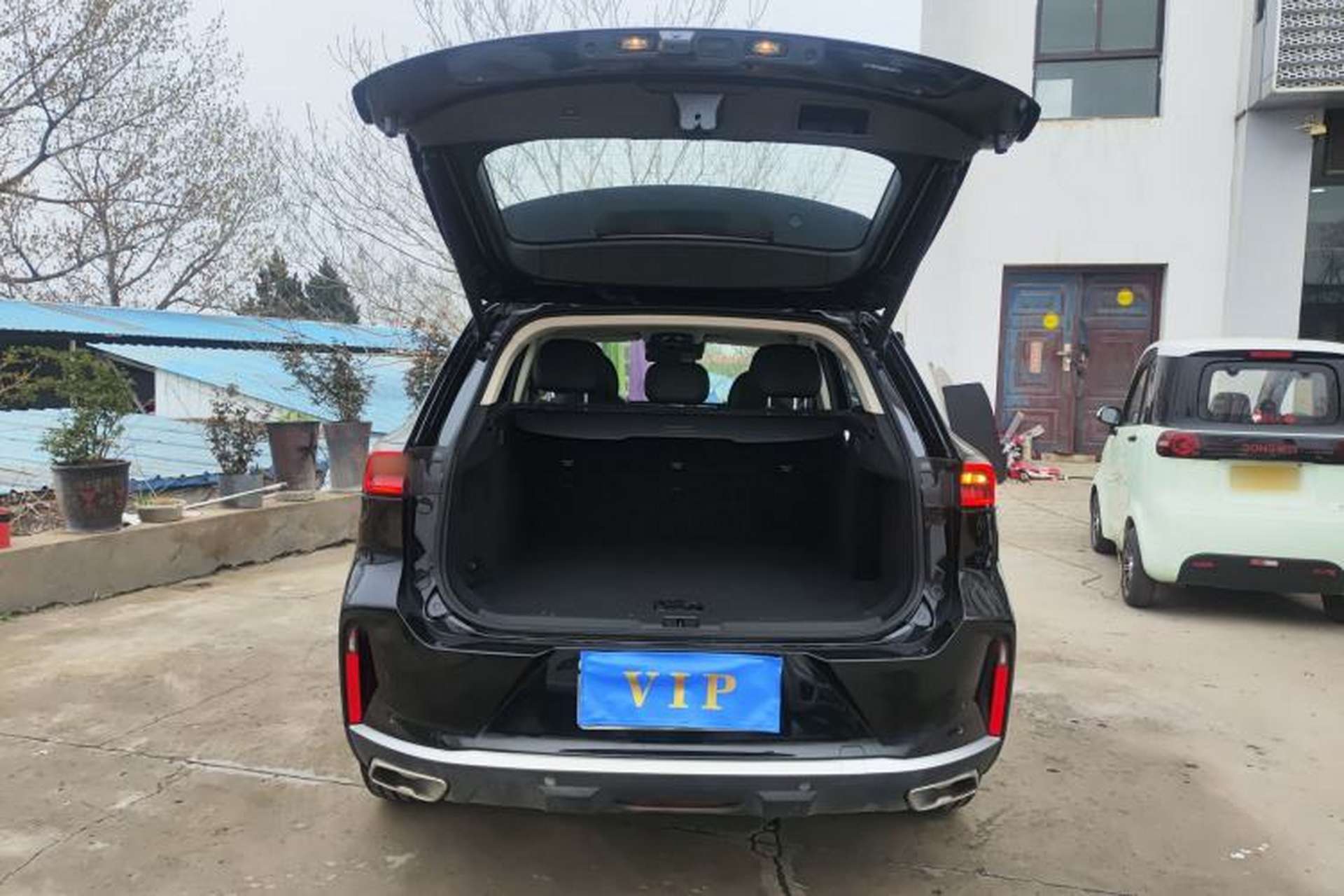 Used EXEED Lingyun 2025 400T Four-Wheel Drive Star Prestige Edition Trunk