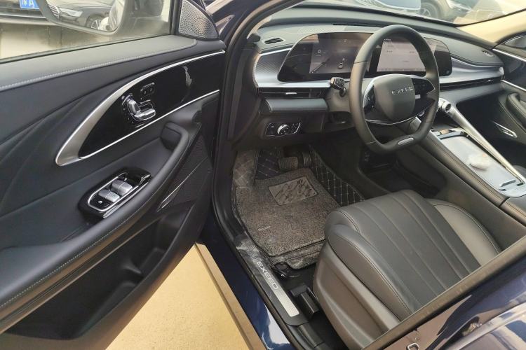 Used EXEED Lingyun 2025 300T Two-Wheel-Drive King's Edition Driver Seat