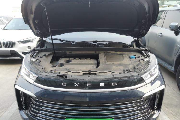 Used EXEED Lingyun 2025 300T Two-Wheel Drive Starry Edition Engine Bay