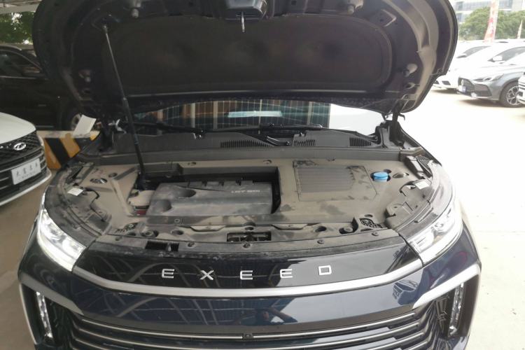 Used EXEED Lingyun 2025 300T Two-Wheel Drive Starry Edition Engine Bay