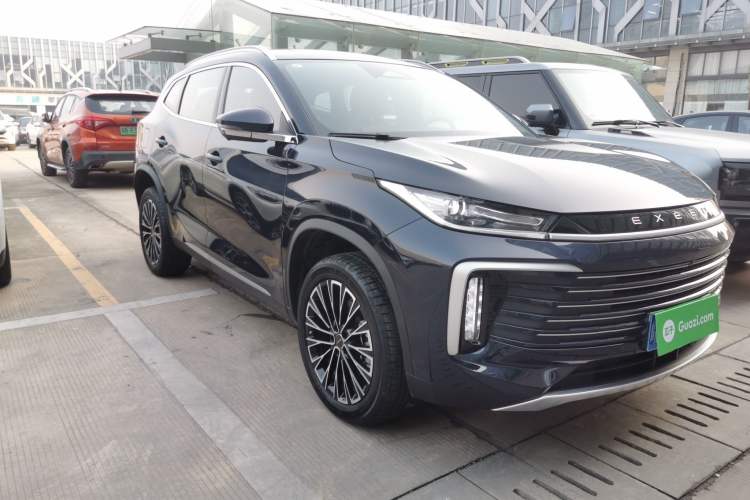Used EXEED Lingyun 2025 300T Two-Wheel Drive Starry Edition Exterior 2