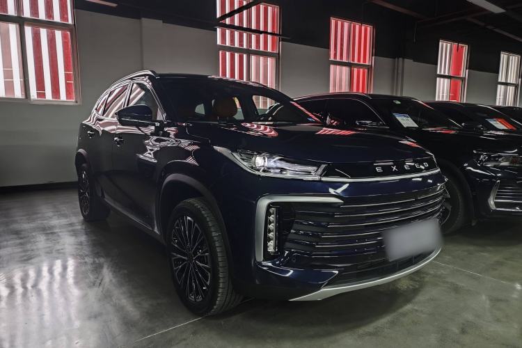 Used EXEED Lingyun 2025 300T Two-Wheel Drive Starry Edition Exterior 2