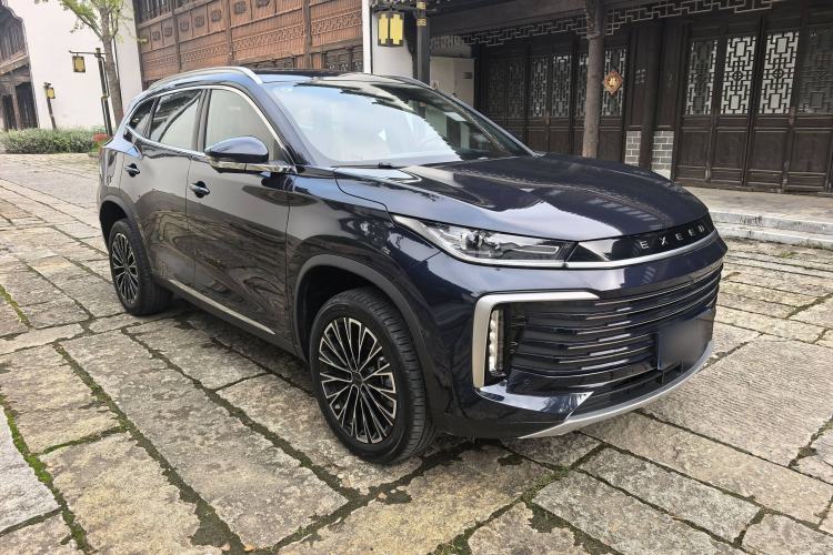Used EXEED Lingyun 2025 300T Two-Wheel Drive Starry Edition Exterior 4