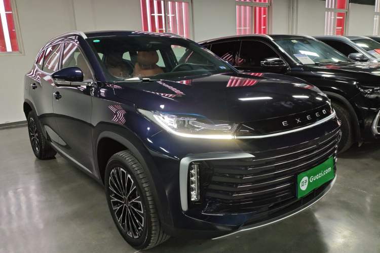 Used EXEED Lingyun 2025 300T Two-Wheel Drive Starry Edition Front Right 45 Deg