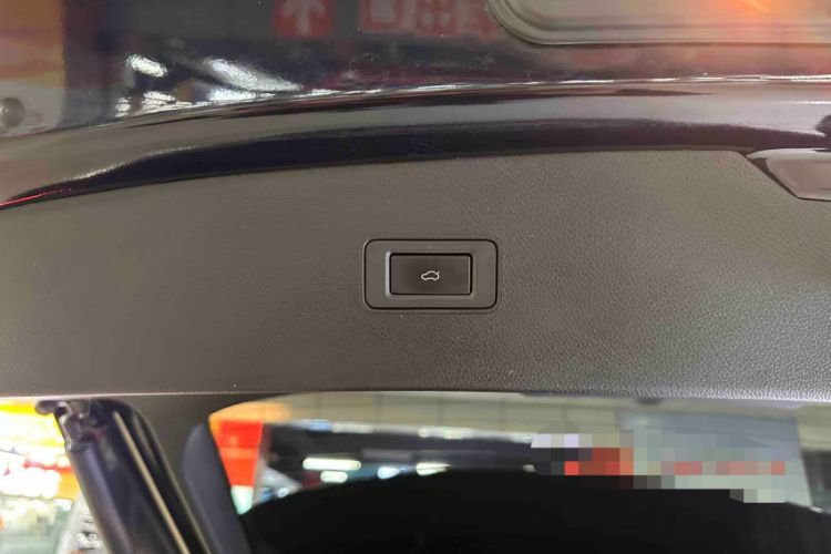 Used EXEED Lingyun 2025 300T Two-Wheel Drive Starry Edition Interior 11