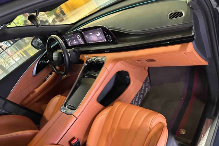 Used EXEED Lingyun 2025 300T Two-Wheel Drive Starry Edition Interior 13