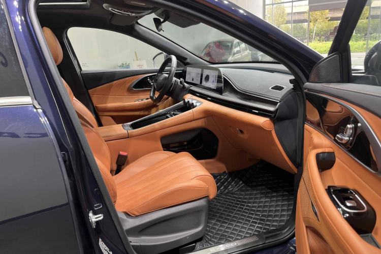 Used EXEED Lingyun 2025 300T Two-Wheel Drive Starry Edition Interior 3